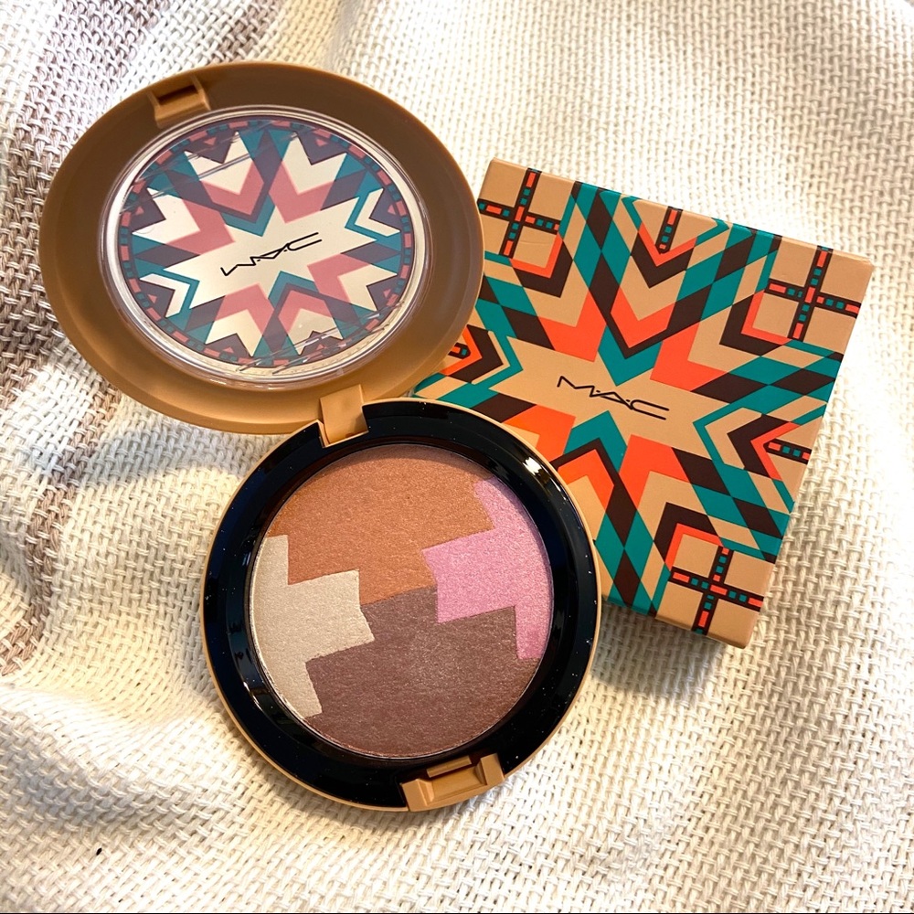 MAC Tribe Vibe Gleamtones Powder